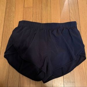 Lululemon size 6 shorts
